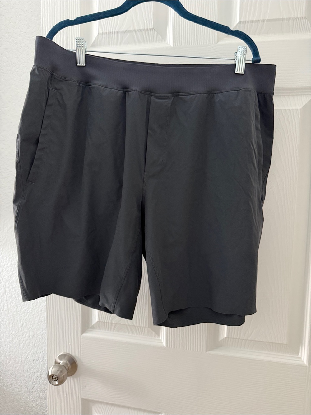 lululemon athletica Men's Black Athletic Shorts